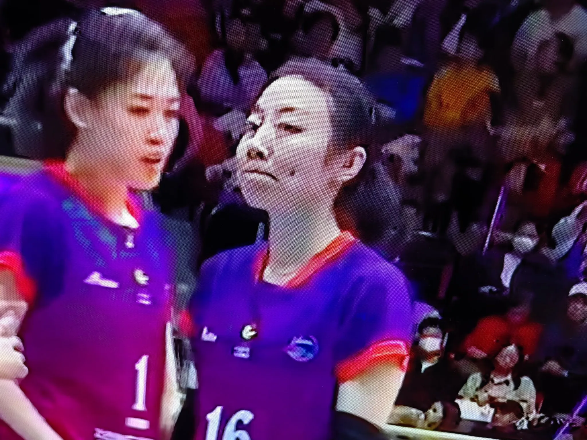 凯尔特人对阵中国女排展开拉锯大战，最终险胜对手